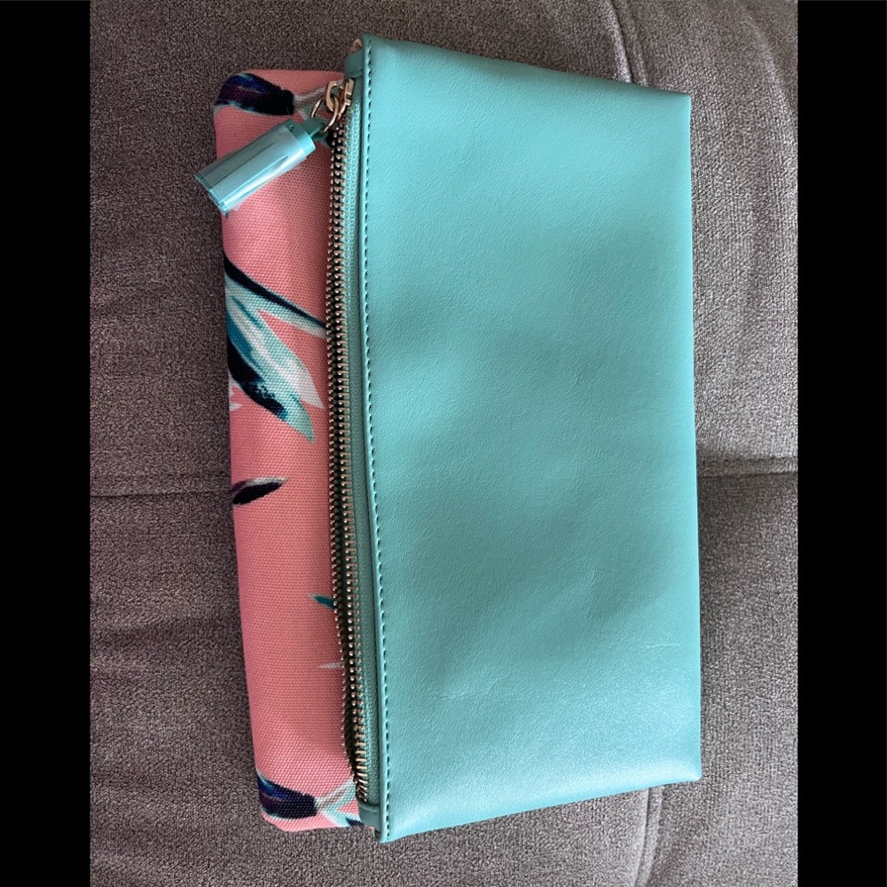 Rachel Pally reversible beachy clutch- brand new
